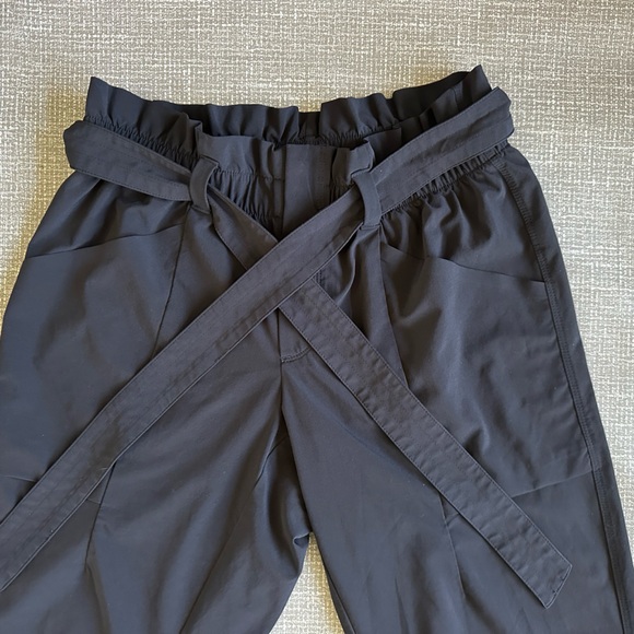 Athleta Women’s Athleta Skyline Pant in Black size 4 Elastic waistband Ankle - Picture 4 of 11